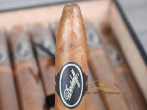 Davidoff-Millennium-Piramides-hop-12-dieu-1 Mỗi giai đoạn khi thưởng thức xì gà đều có hương vị đê mê, hấp dẫn